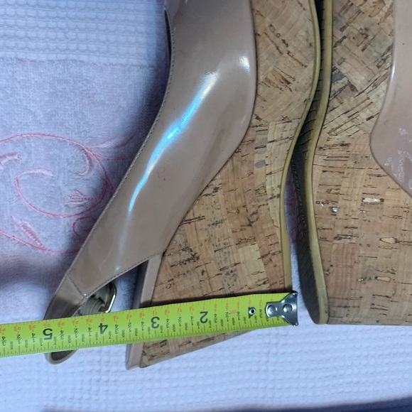 Stuart Weitzman Jean Patent Wedge Sandals - Picture 8 of 13